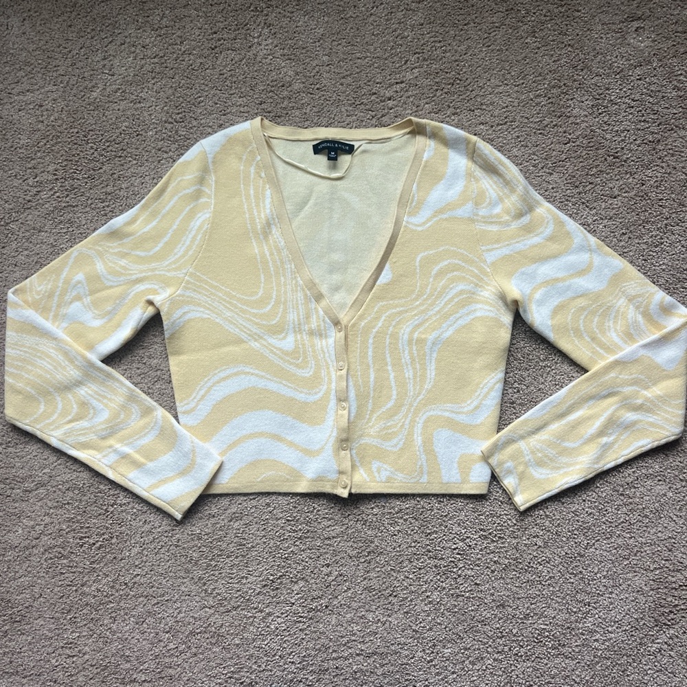 Pacsun cropped yellow sweater